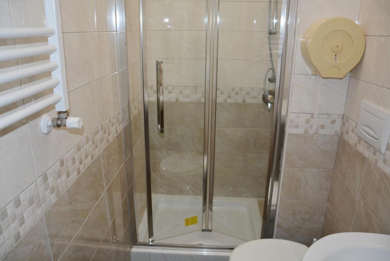 מלון Roma Carina מראה חיצוני תמונה